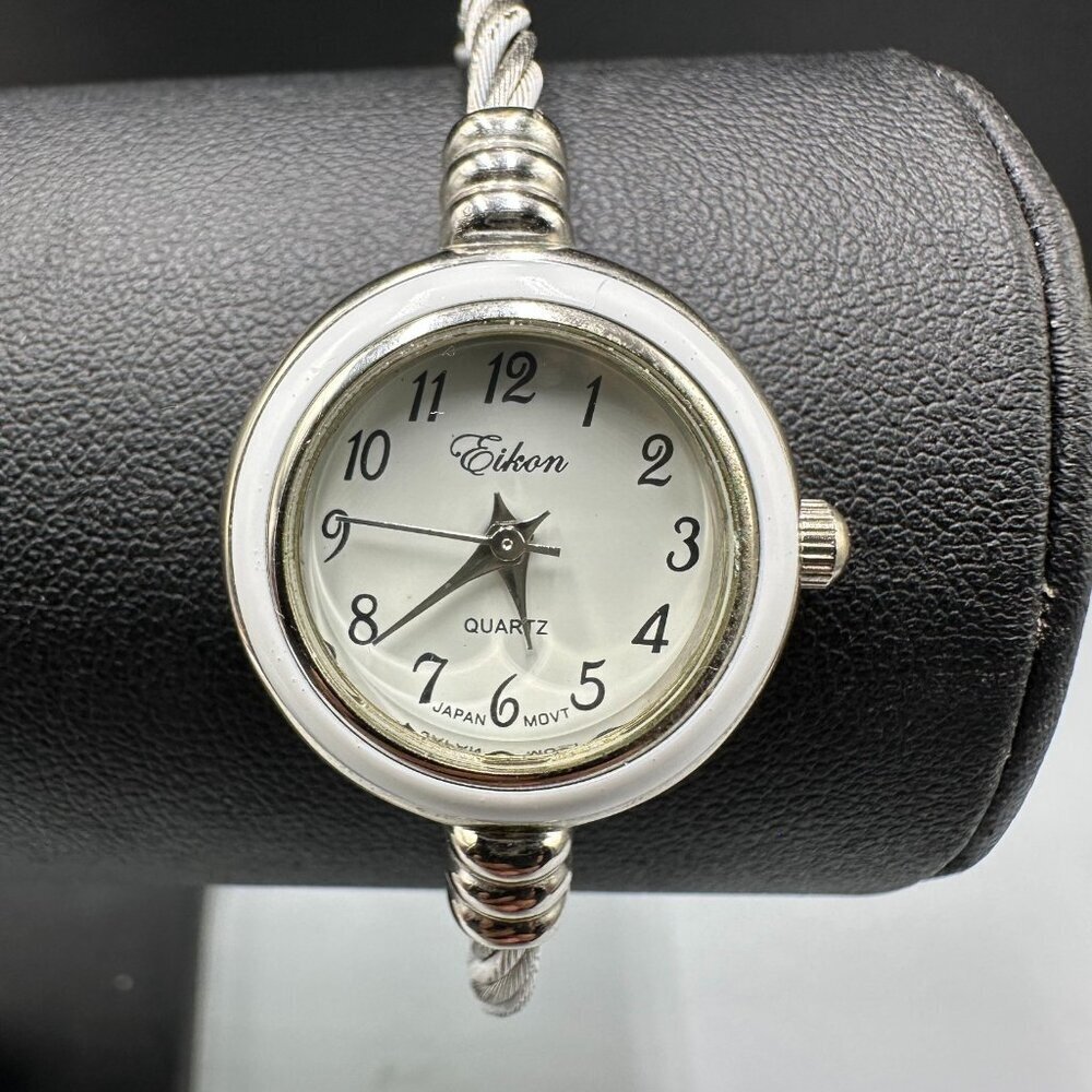 Eikon Watch Womens Silver Tone White Twisted Cable Band New Battery 6.25"